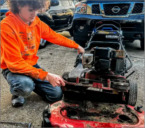 Small Engine Repair Sarasota FL Shop